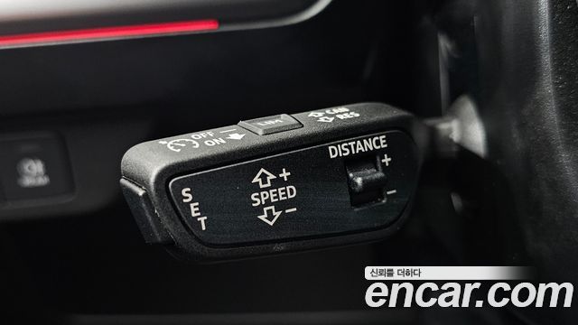 Audi Q4 e-tron 2022 — photo 26
