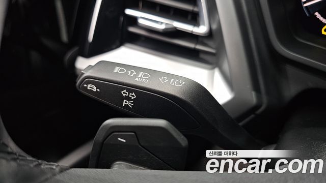 Audi Q4 e-tron 2022 — photo 32