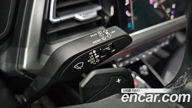 Audi Q4 e-tron 2022 — photo 33