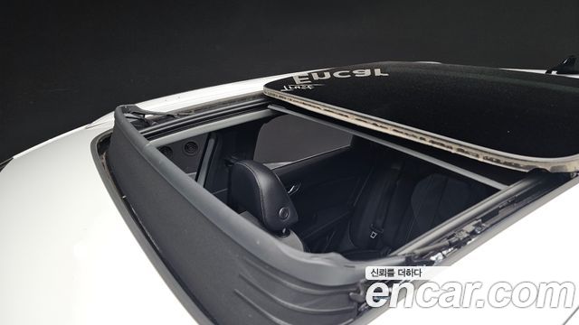 Audi Q4 e-tron 2022 — photo 35