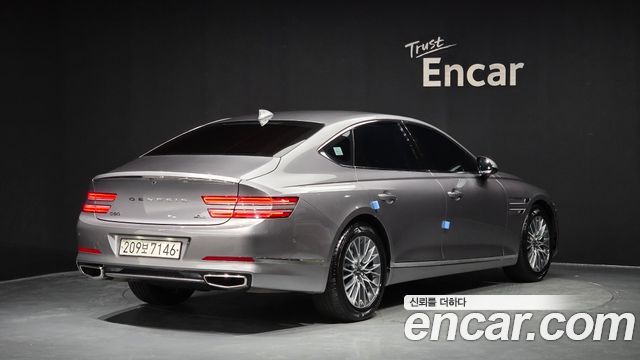 Genesis G80 2022 — photo 2