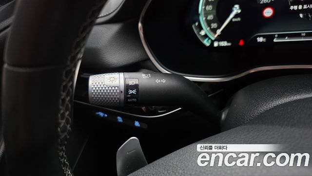 Genesis G80 2022 — photo 25