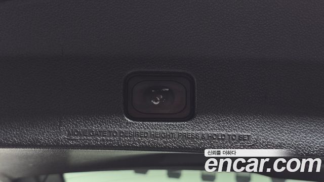 Ford Explorer 2016 — photo 19