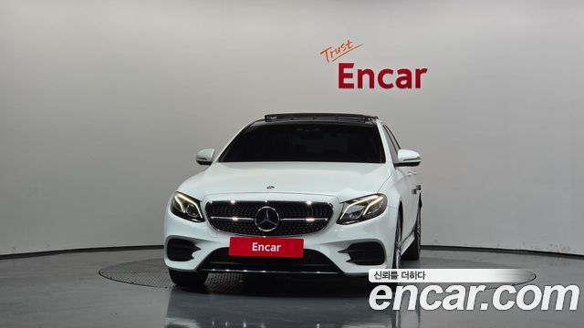Mercedes-Benz E-Class 2019 — photo 3