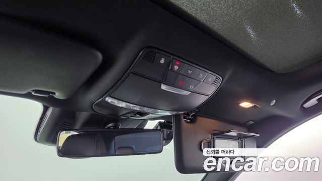 Mercedes-Benz E-Class 2019 — photo 25