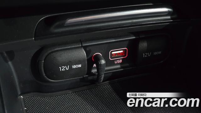 Kia K5 2018 — photo 13