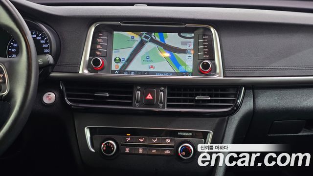 Kia K5 2018 — photo 14