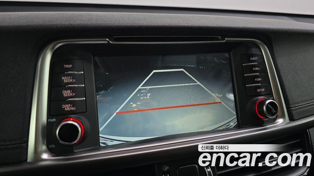 Kia K5 2018 — photo 16