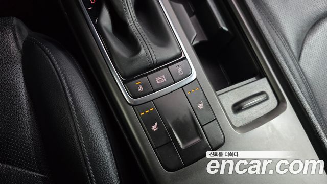 Kia K5 2018 — photo 19