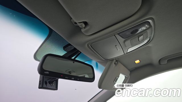 Kia K5 2018 — photo 20