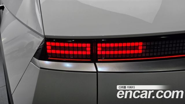 Hyundai Ioniq5 2022 — photo 9
