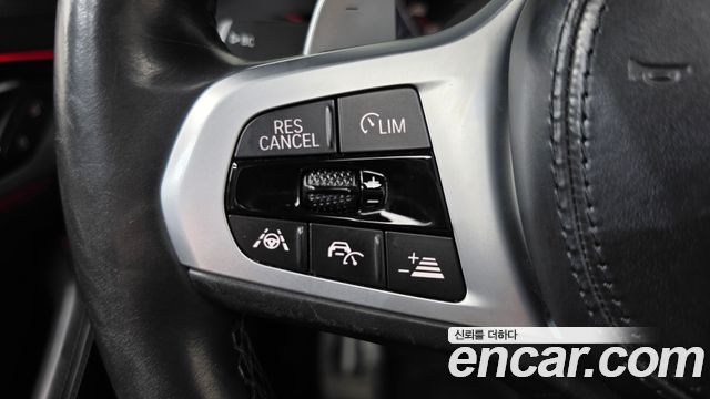 BMW 5-Series 2020 — photo 21