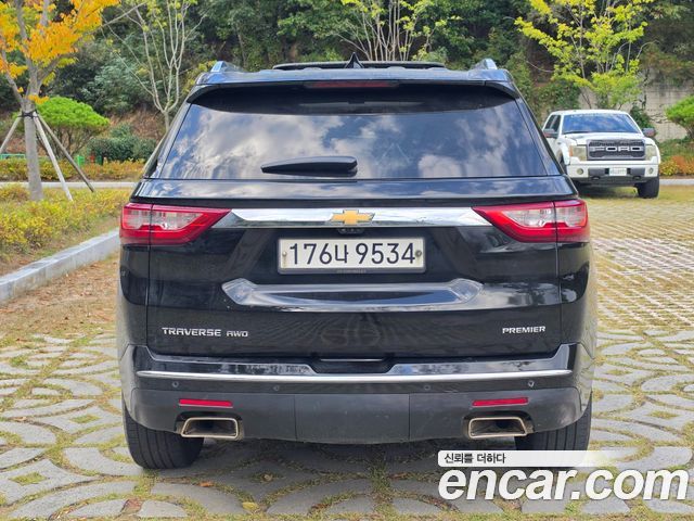 Chevrolet Korea Traverse 2020 — photo 2