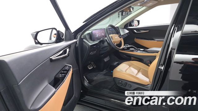 Kia EV6 2023 — photo 13