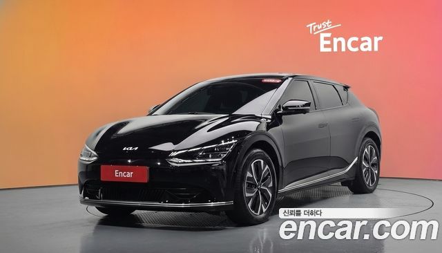 Kia EV6 2023 — photo 1