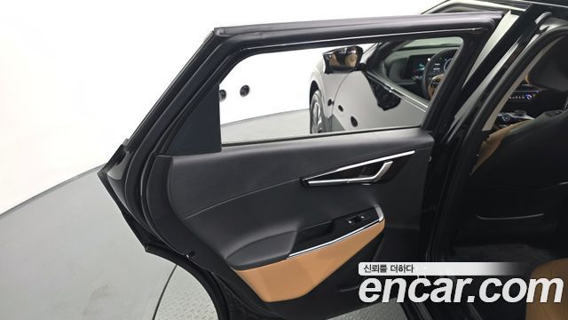 Kia EV6 2023 — photo 15