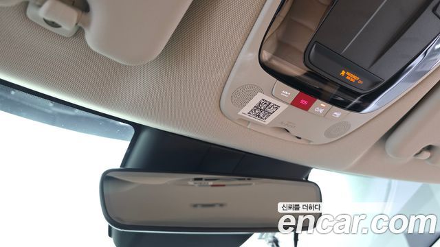 Kia EV6 2023 — photo 16