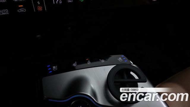 Kia EV6 2023 — photo 31