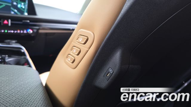 Kia EV6 2023 — photo 35