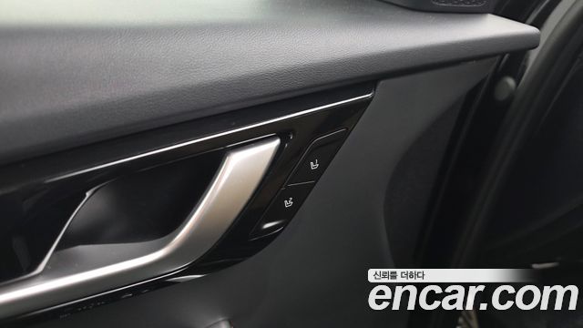 Kia EV6 2023 — photo 36