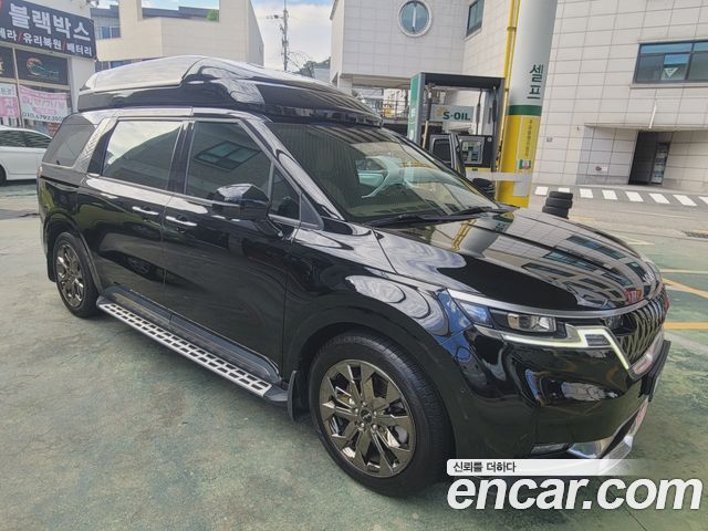Kia Canival 2023 — photo 5