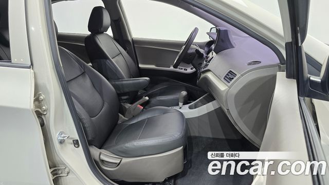 Kia morning 2013 — photo 16