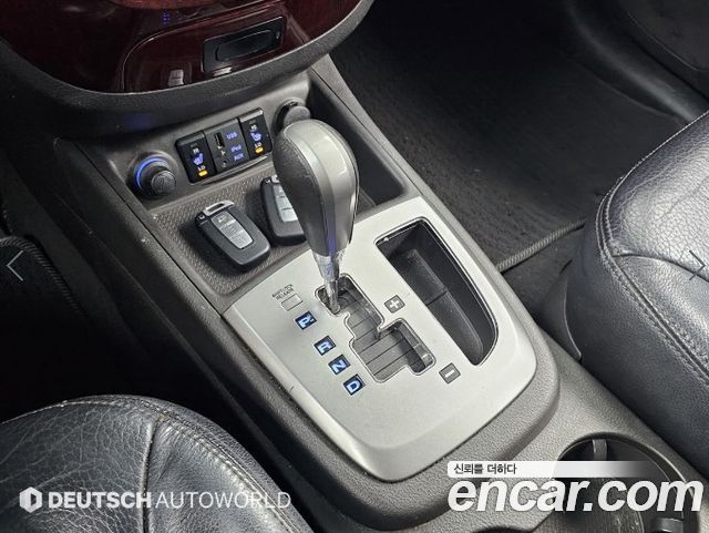Hyundai Santafe 2011 — photo 8