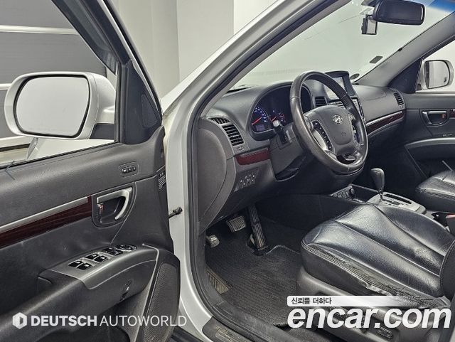Hyundai Santafe 2011 — photo 10