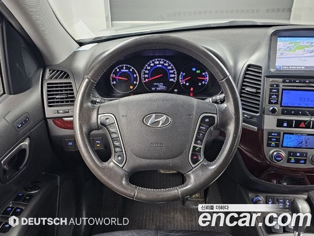 Hyundai Santafe 2011 — photo 12