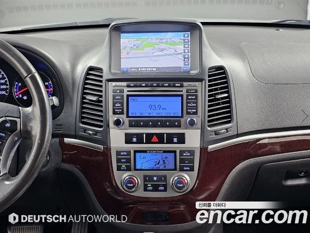 Hyundai Santafe 2011 — photo 13