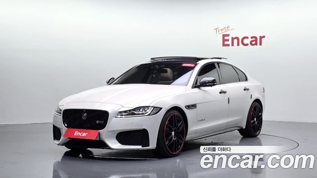 Jaguar XF 2017 — photo 36