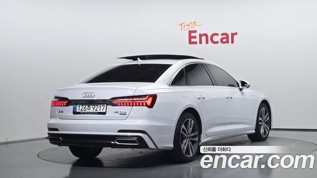Audi A6 2022 — photo 2