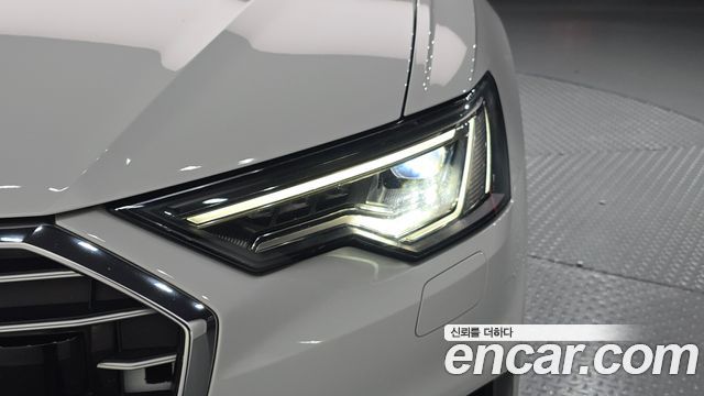 Audi A6 2022 — photo 8