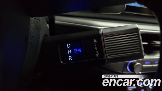Hyundai Grandeur 2023 — photo 12