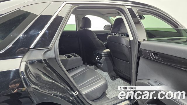 Hyundai Grandeur 2023 — photo 17