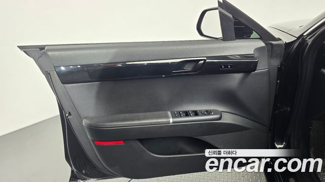Hyundai Grandeur 2023 — photo 14