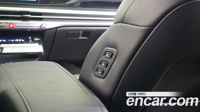 Hyundai Grandeur 2023 — photo 36