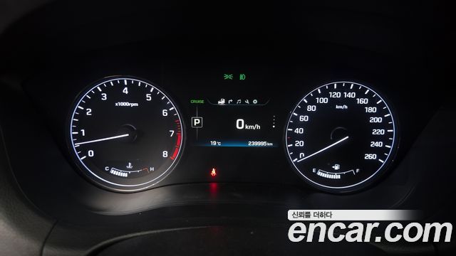Hyundai Genesis 2015 — photo 8
