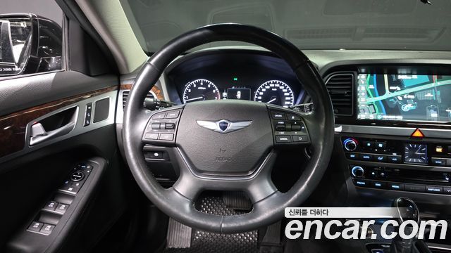 Hyundai Genesis 2016 — photo 13