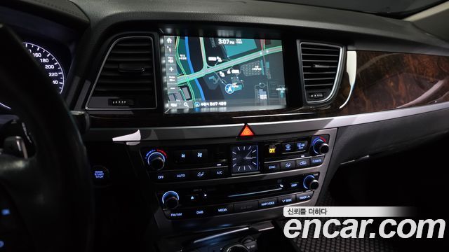 Hyundai Genesis 2016 — photo 15