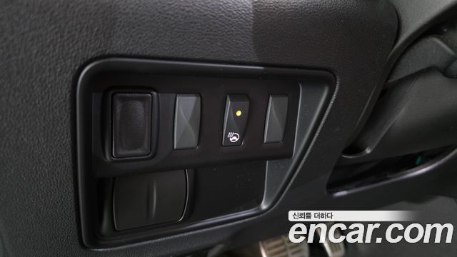 Renault Korea QM6 2017 — photo 18