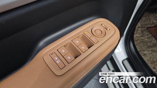 Hyundai Santafe 2024 — photo 28
