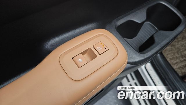 Hyundai Santafe 2024 — photo 29