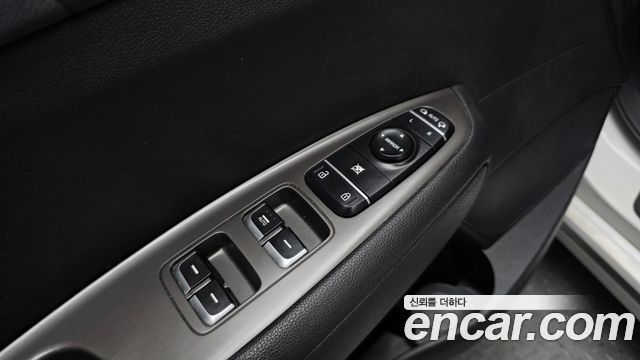 Kia K5 2019 — photo 16