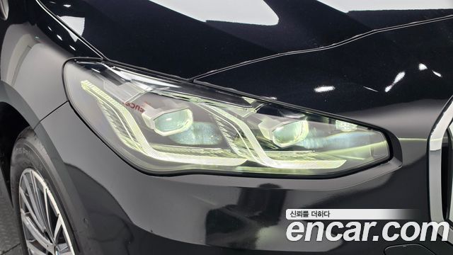 BMW 2-Series 2023 — photo 8