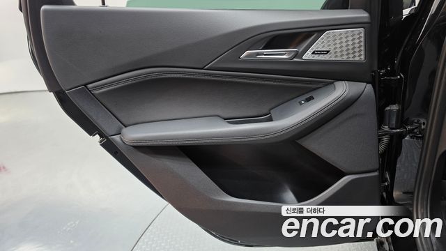 BMW 2-Series 2023 — photo 15