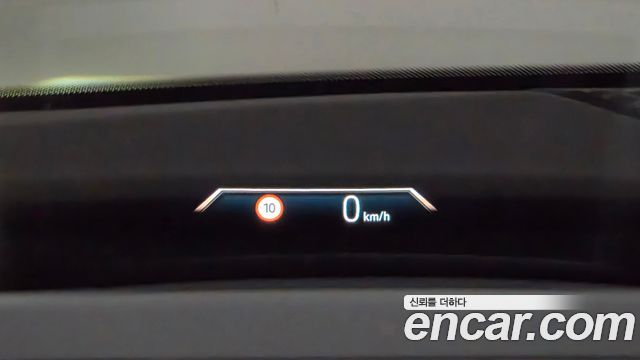 BMW 2-Series 2023 — photo 31