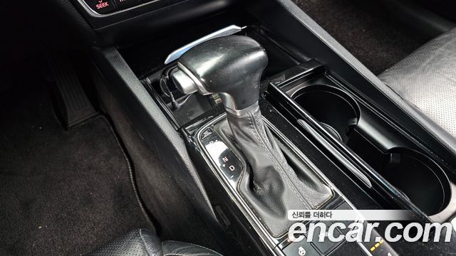 Kia K7 2016 — photo 9