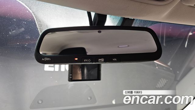 Kia K7 2016 — photo 16