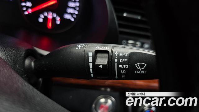 Kia K7 2016 — photo 17